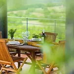 Panorama Nest Apartment *